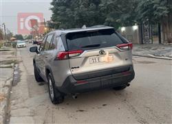 تۆیۆتا ڕاڤ 4